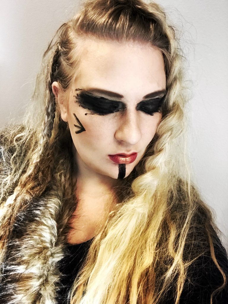 Forføre Vores firma læber Lagertha Inspired Hair and Makeup | Hey Sunny Jess